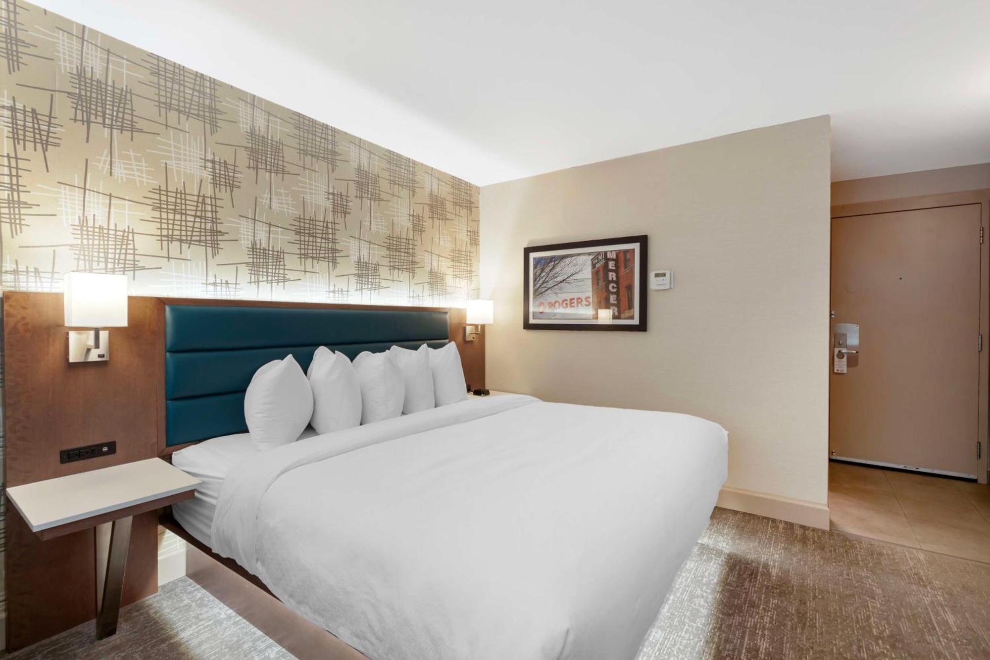 Hotel Best Western Plus City Centre 3*
