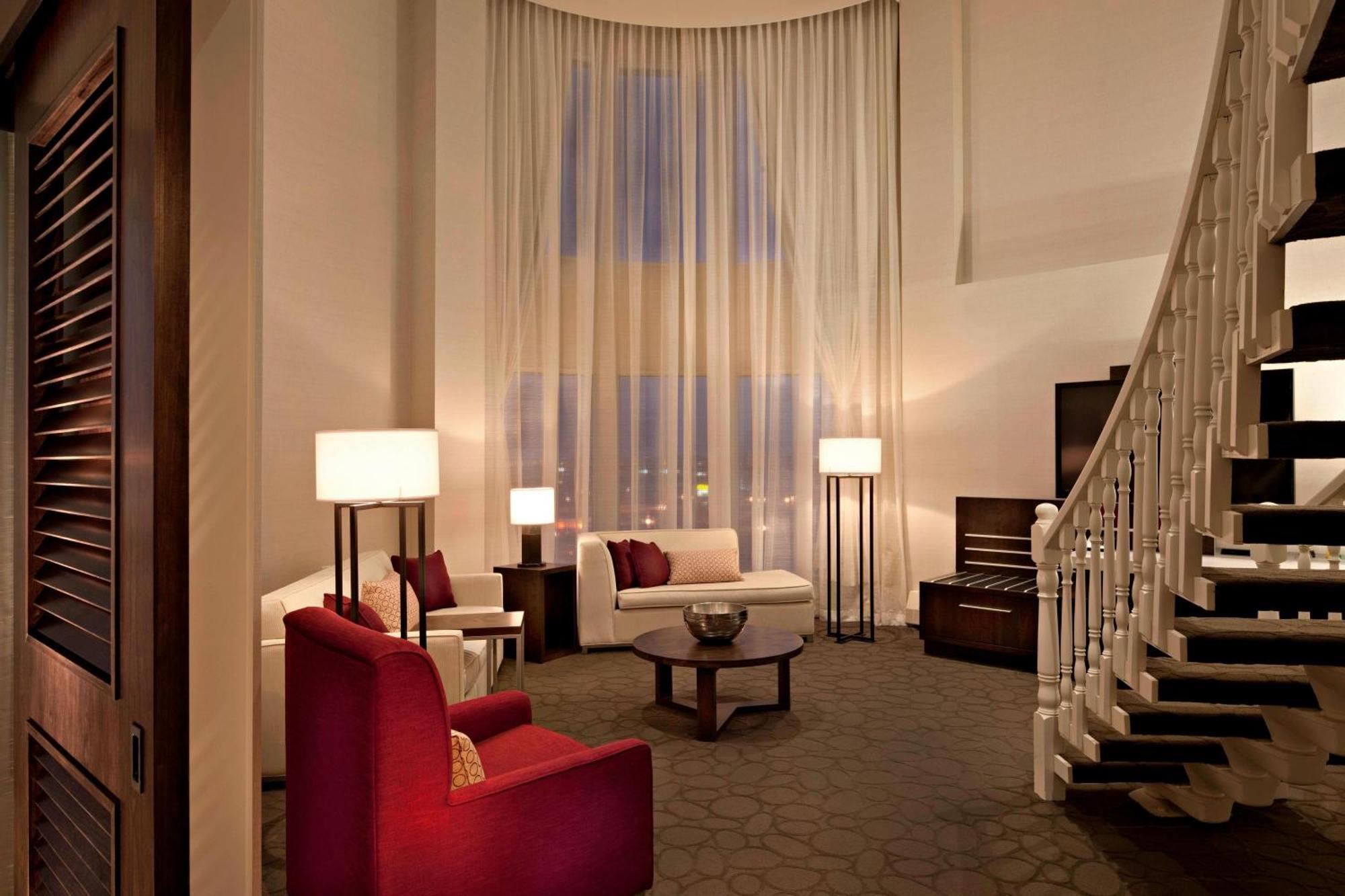Delta By Marriott South Conference Centre