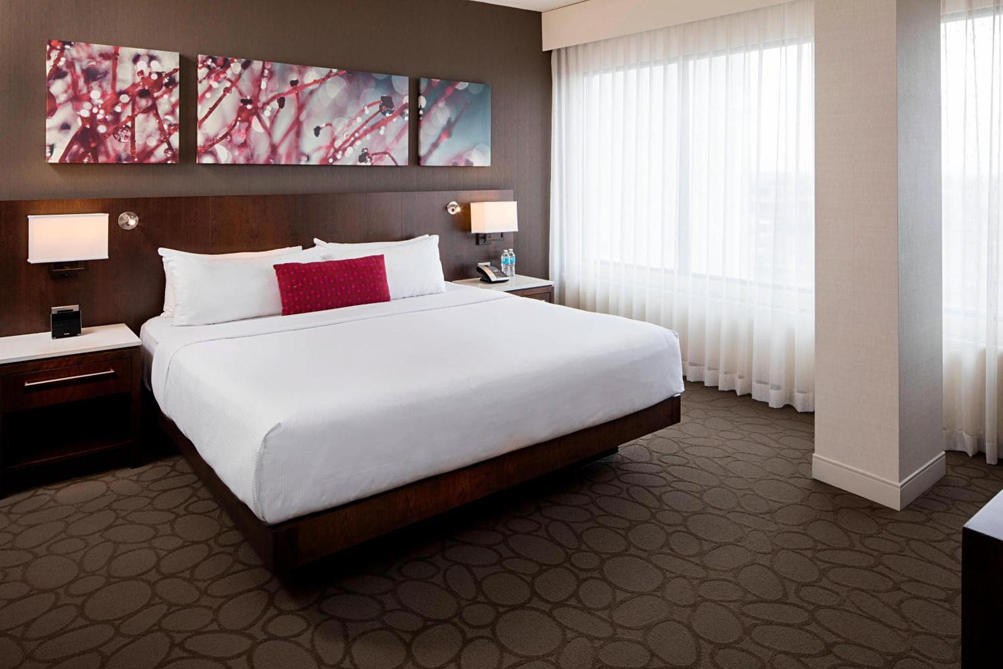 Delta By Marriott South Conference Centre Hotel