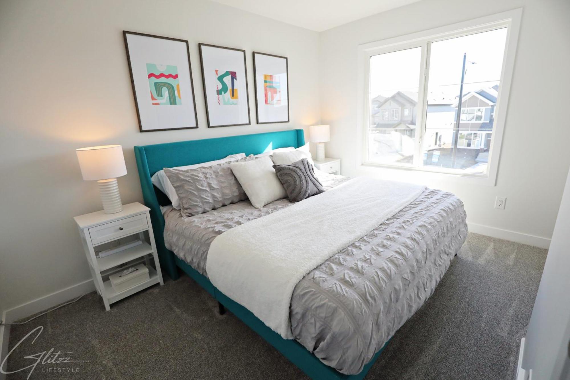 Beautiful 3 King Beds,garage,airport,disney+ *