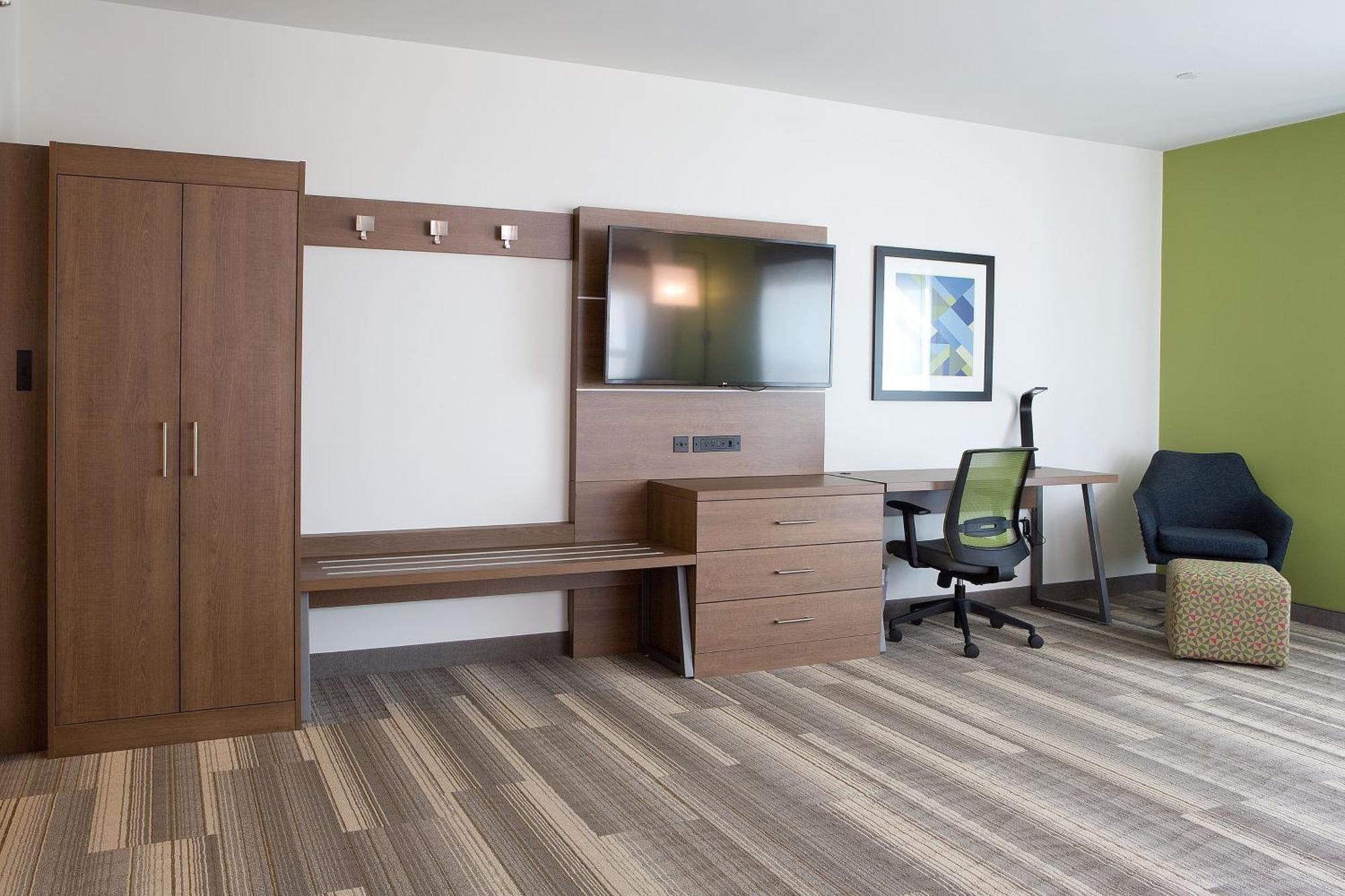Express & - Sw - Windermere By Ihg 3*