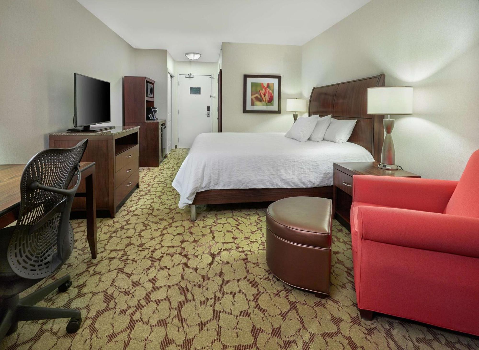 Hilton Garden West Hotel