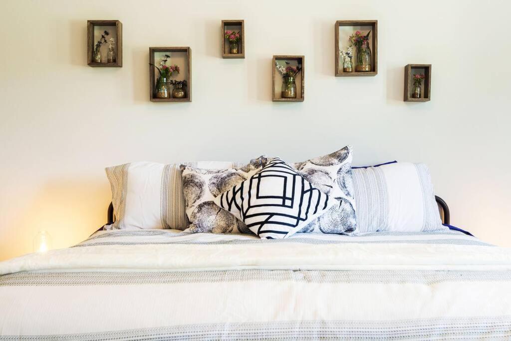 Modern - King Bed - Garage - Long Edmonton