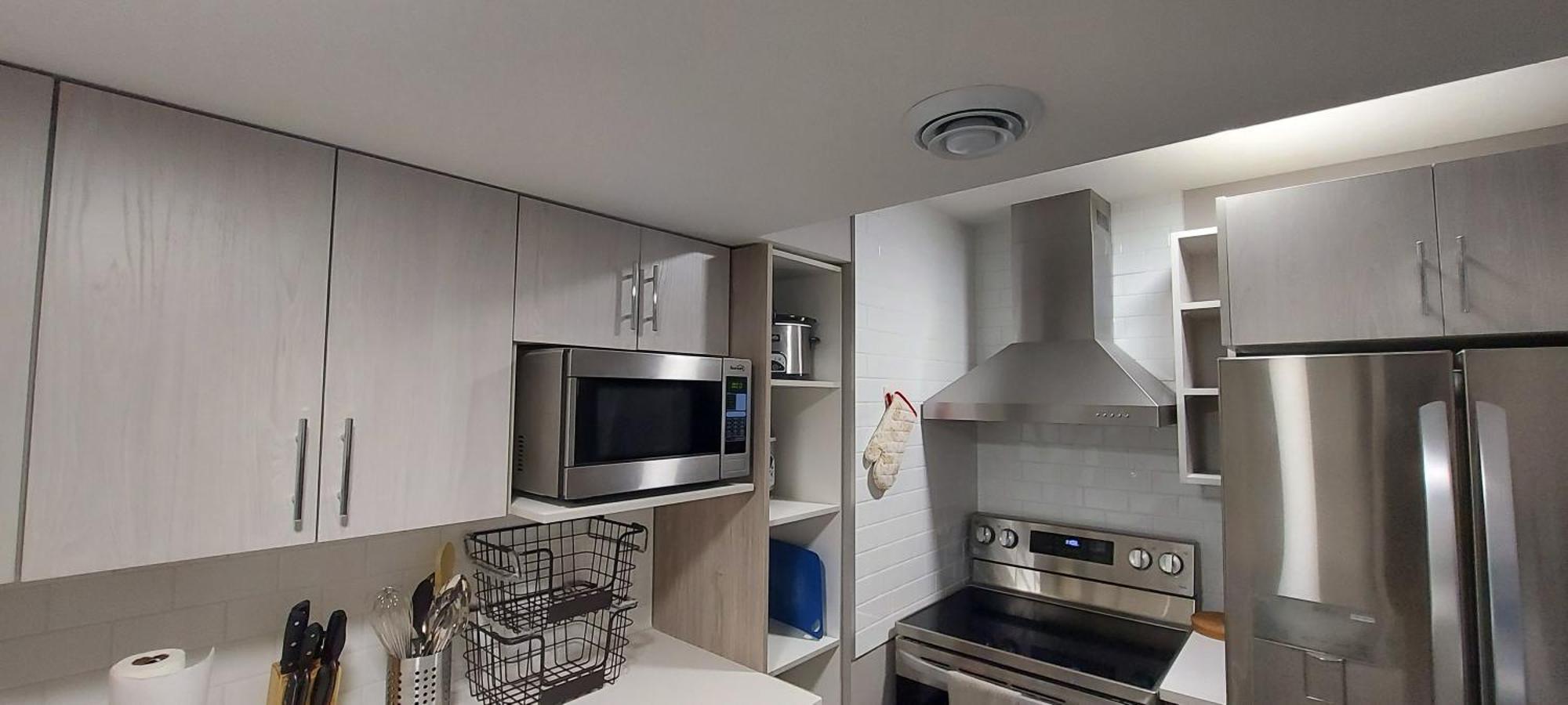 Apartment Cozy 2-bedroom Basement Guest With Private Entrance And Proximity To The Airport Edmonton