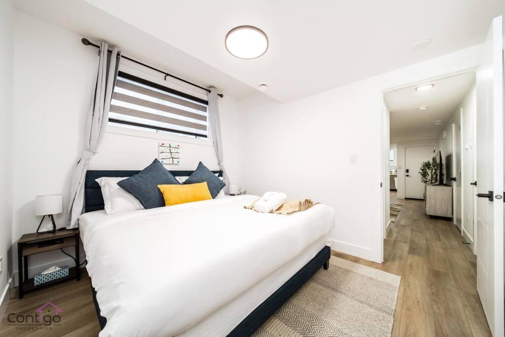 The Zen Den, King Bed, Near Dt, Wem, Heated Floor, Bsmt Apartment