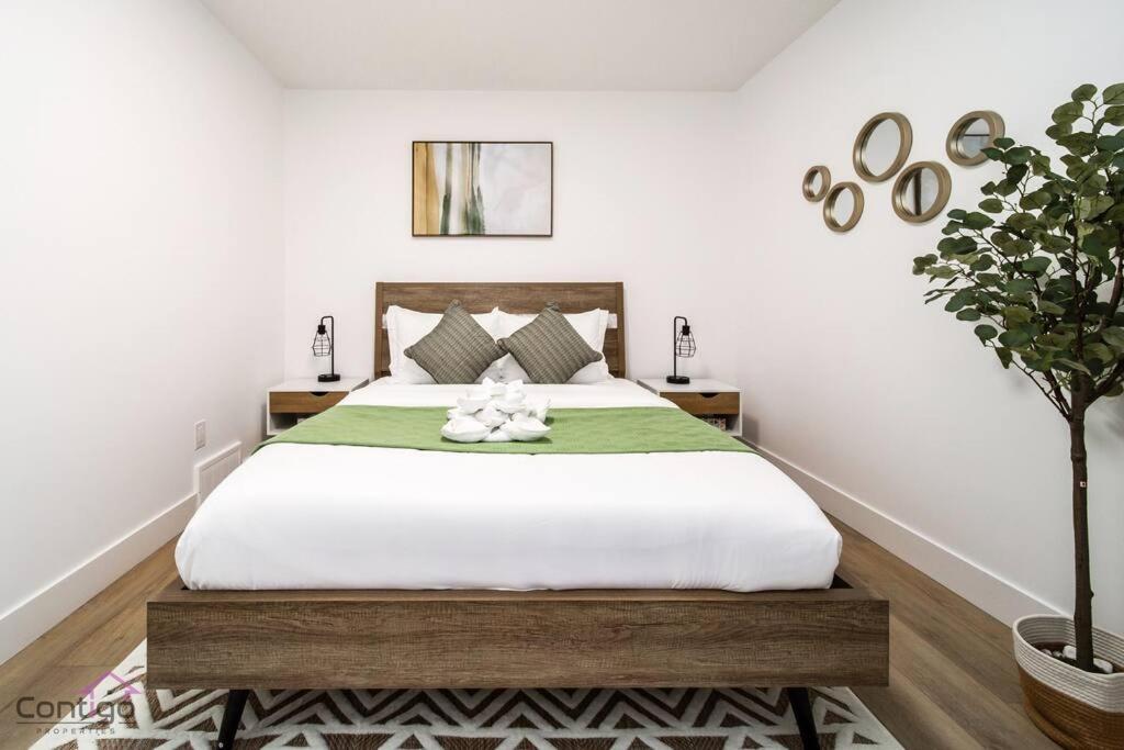 Holiday home The Sherwood, Aircon, Near Wem & Dt, Sleeps 10! Edmonton