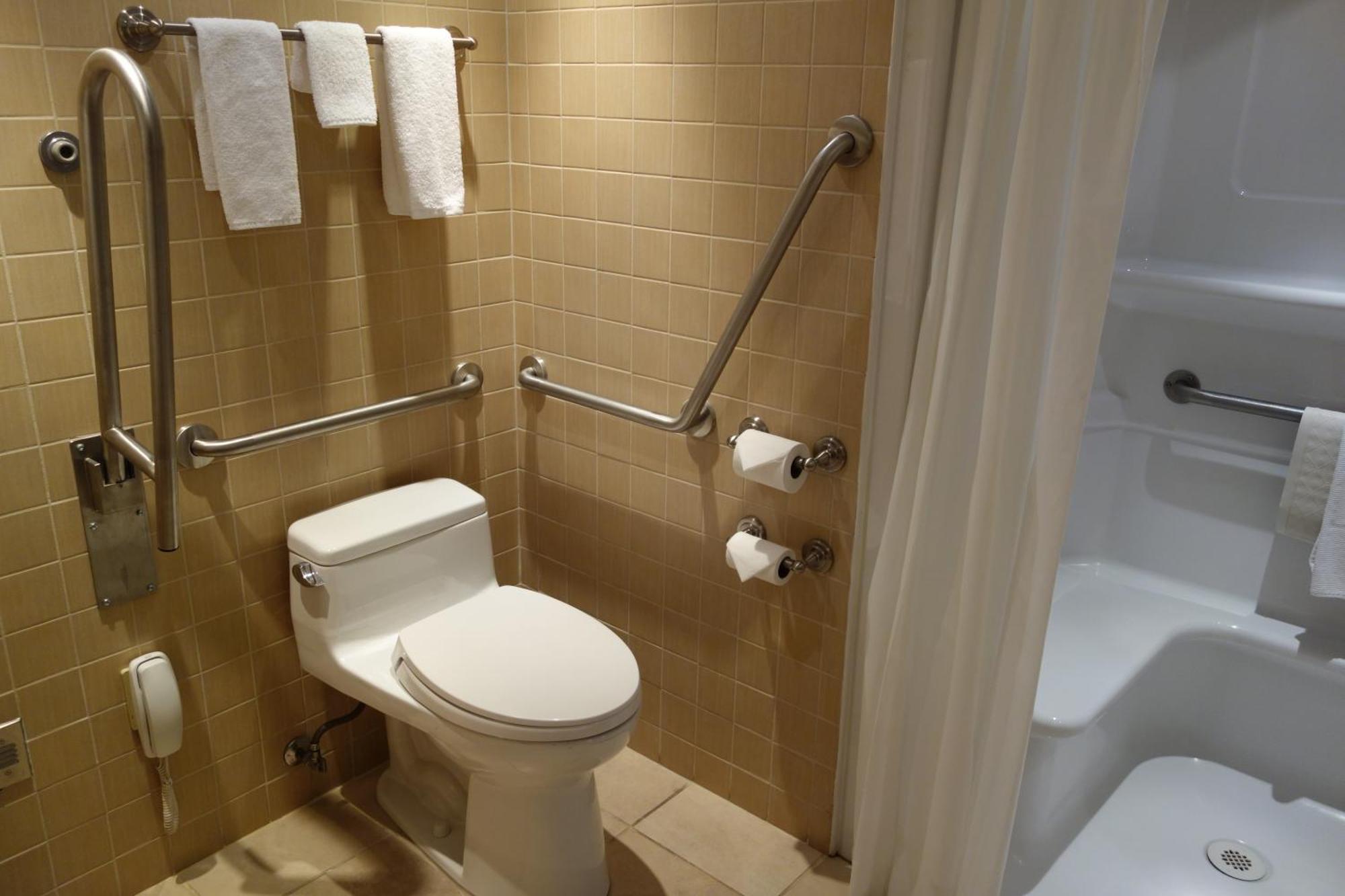 Hotel Chateau Louis & Conference Centre Edmonton
