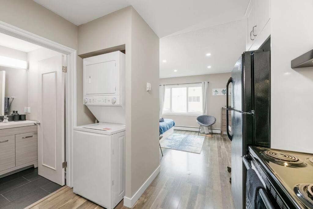 Modern & Unique Unit *