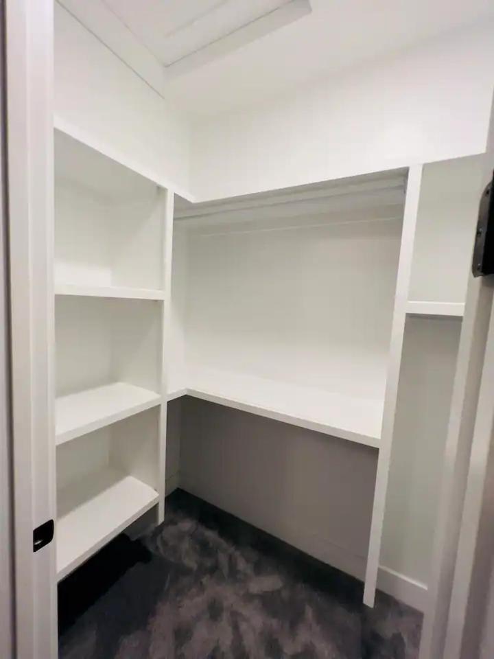 Holiday home M21 Luxurious, Downtown River Valley Home, Centrally Located, Close To Everything Edmonton