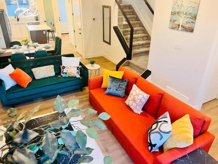 Holiday home M21 Luxurious, Downtown River Valley Home, Centrally Located, Close To Everything