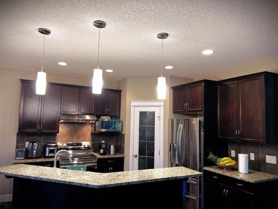South Ed Relax In Our Spacious 3 Bedroom