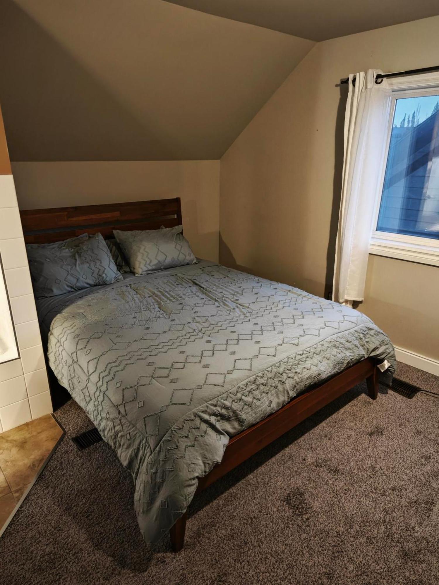 Homestay A Place To Call Edmonton