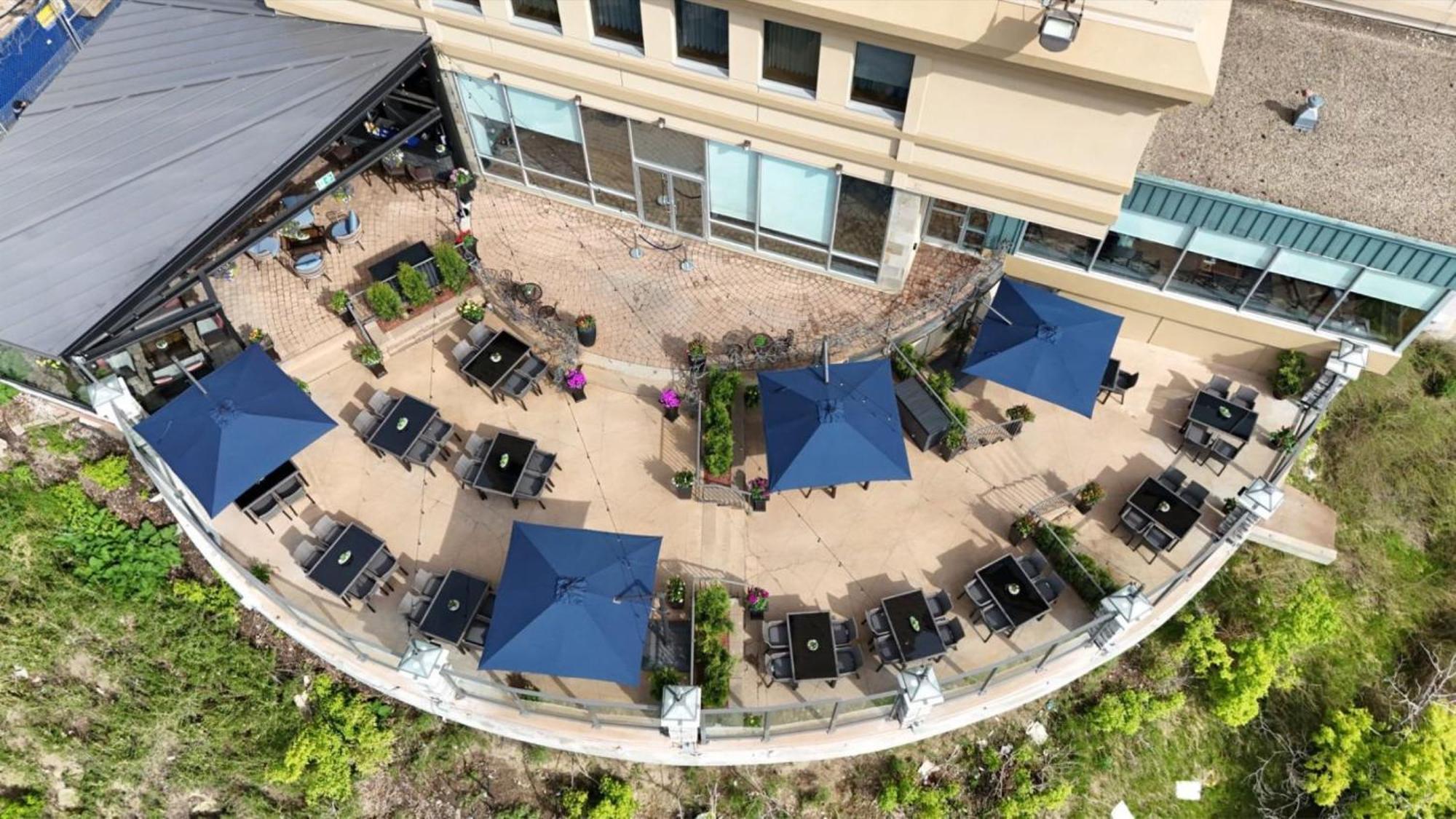 Courtyard By Marriott Downtown Hotel Edmonton