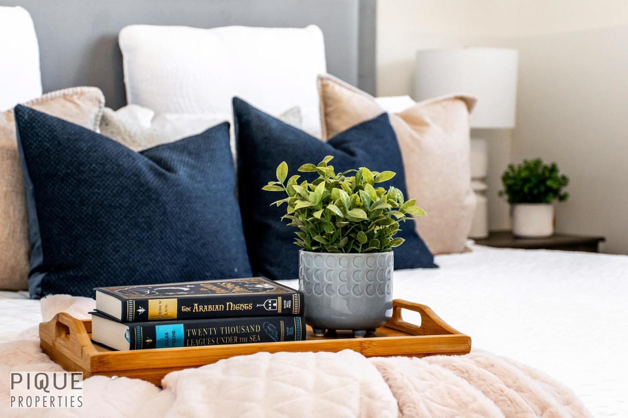 Stunning Modern - King Bed - Free Parking & Netflix - Fast Wi-fi - Long Welcome Holiday home