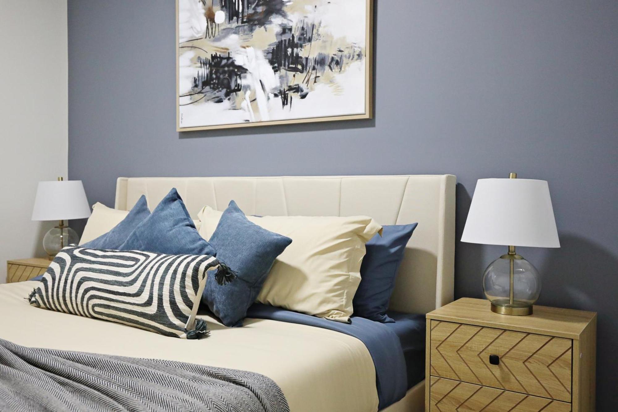 Elegant Escape With King Bed, Long Stays, Wem, Holiday home *