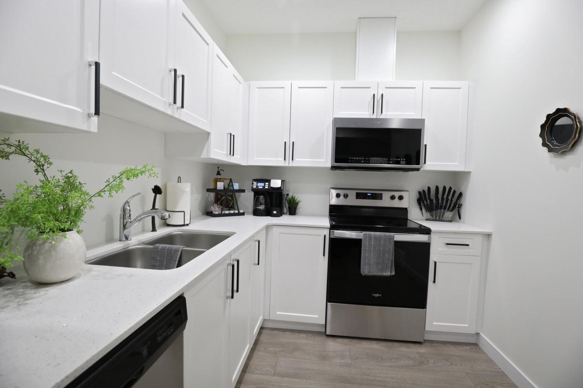 Elegant Escape With King Bed, Long Stays, Wem,