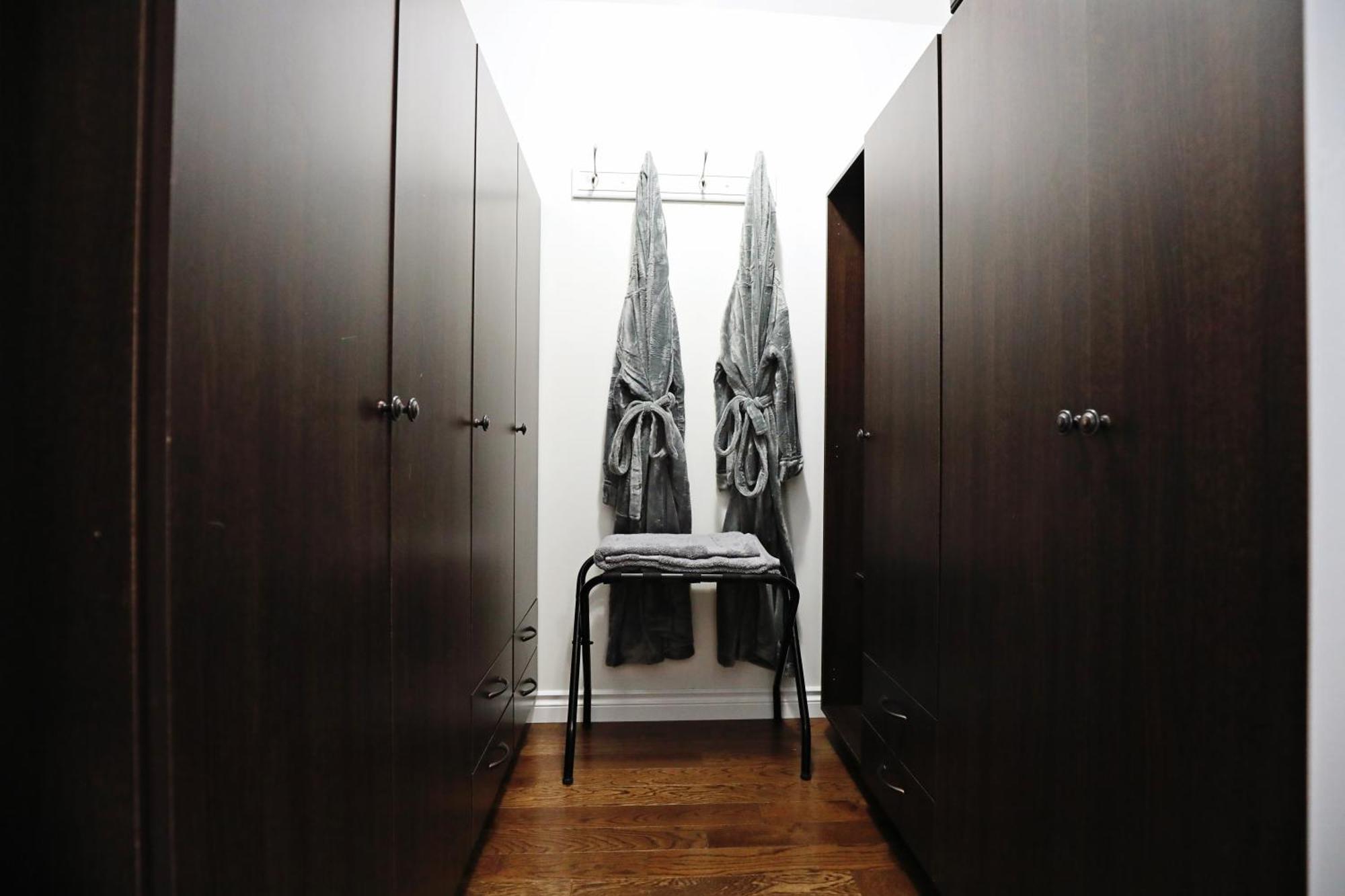 Family Pet Friendly Ac Near Wem