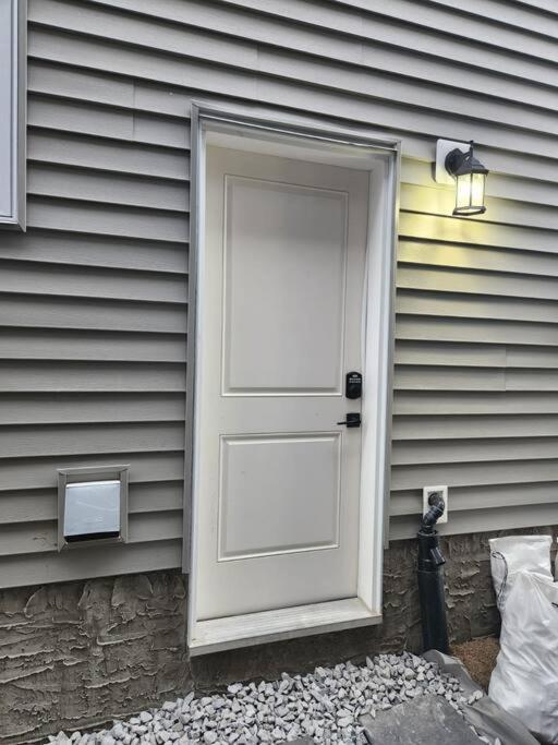Modern 2 Bedroom Basement Chappelle Edmonton