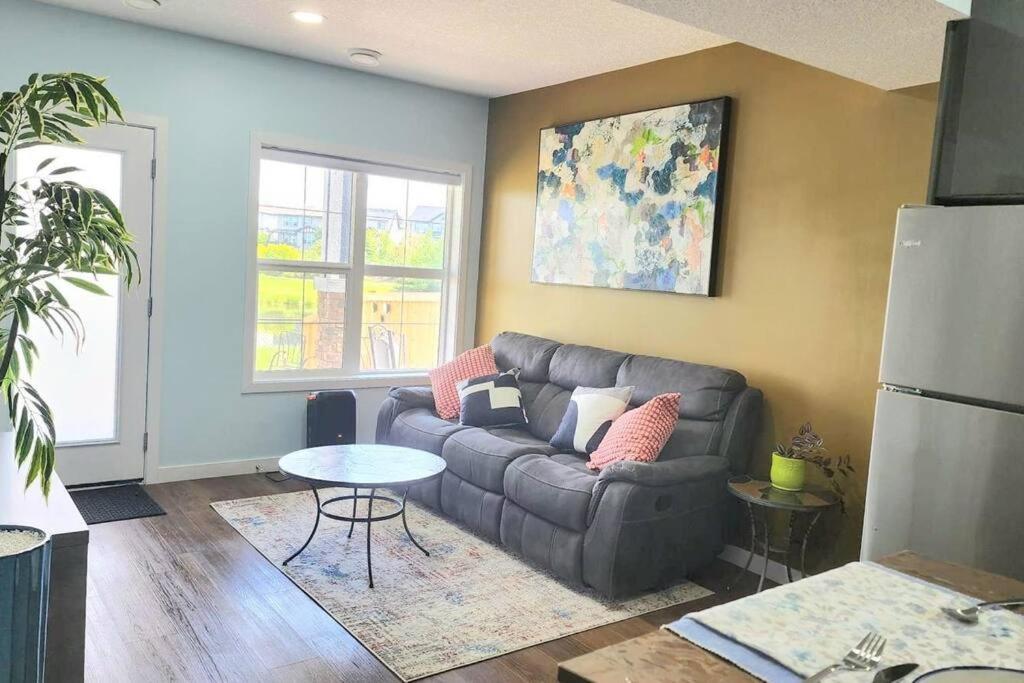 Lake View 2 Bedroom Basement Edmonton