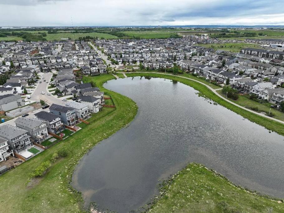 Lake View 2 Bedroom Basement * Edmonton