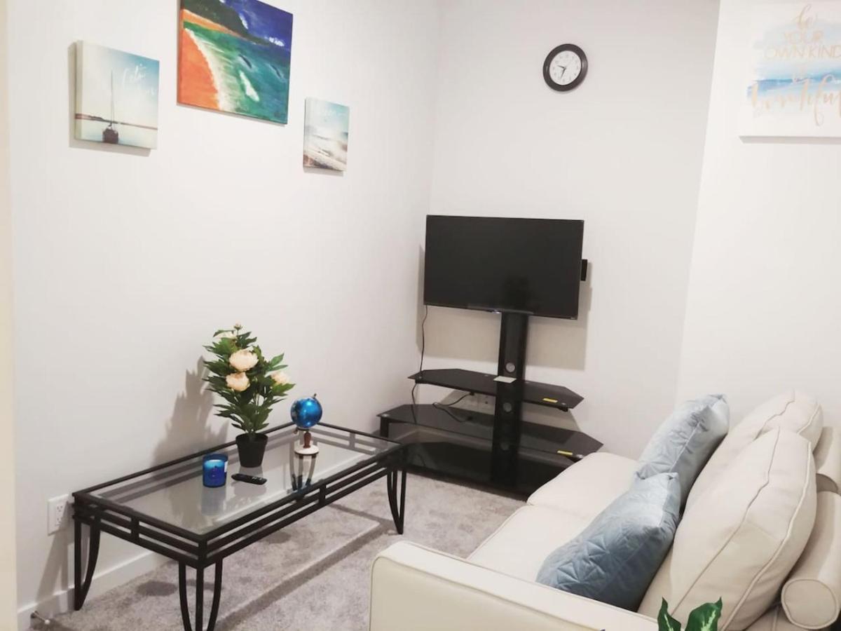 Apartment Cozy Away From In Laurel