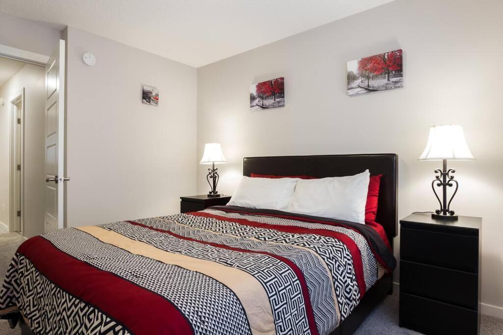 Luxurious Modern House In Laurel * Edmonton