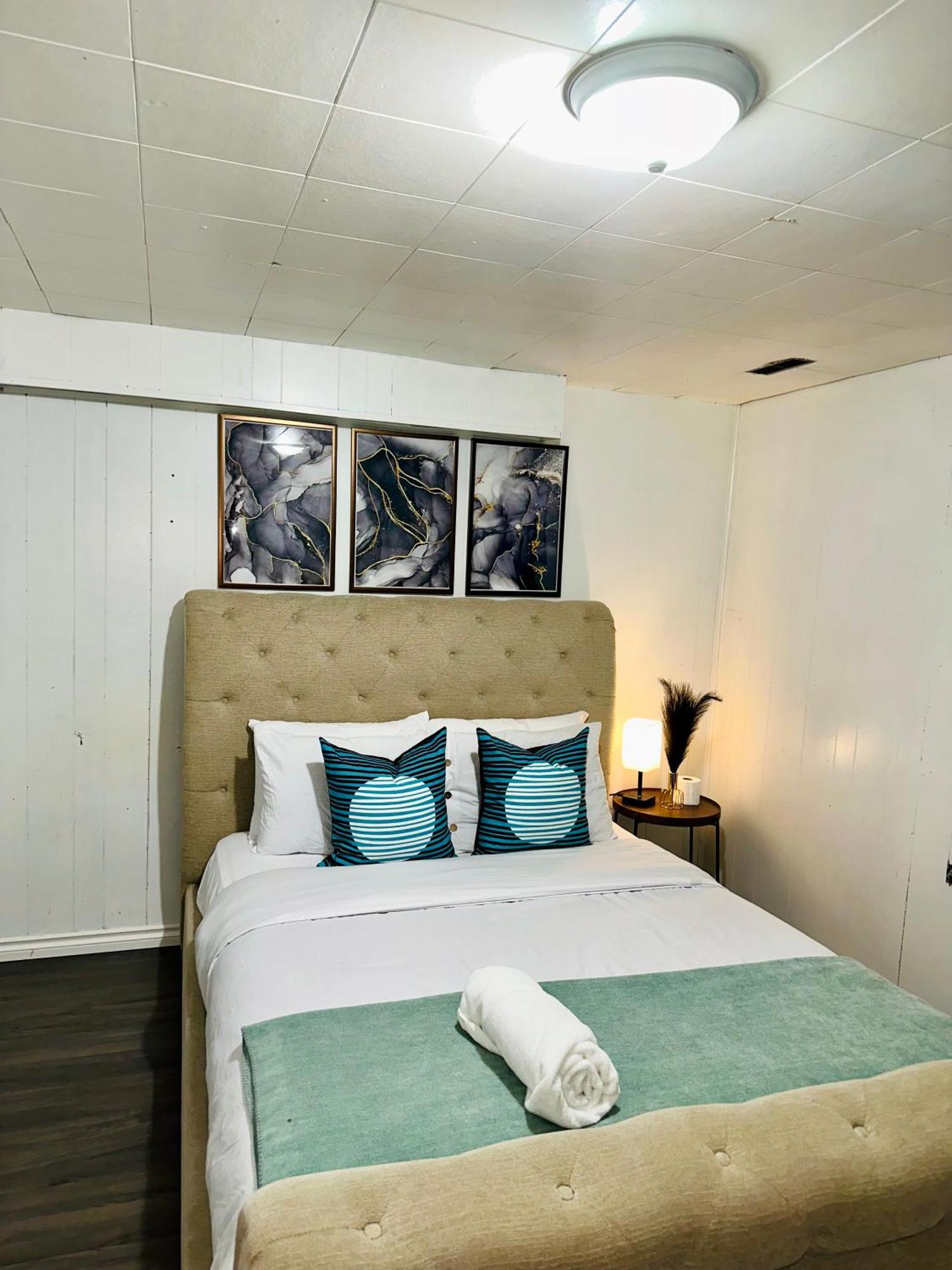 Guest house Sten Edmonton