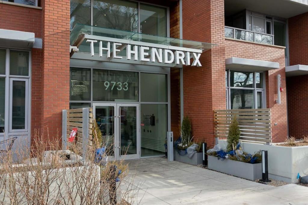Hendrix Luxury By Corporate