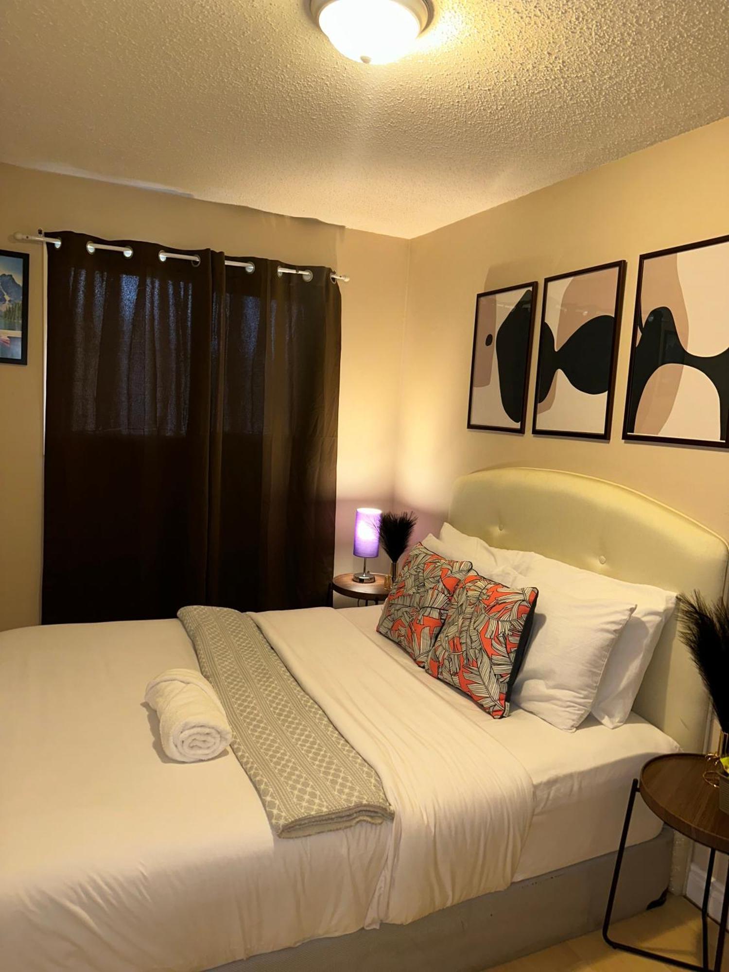 Sten Guest house Edmonton
