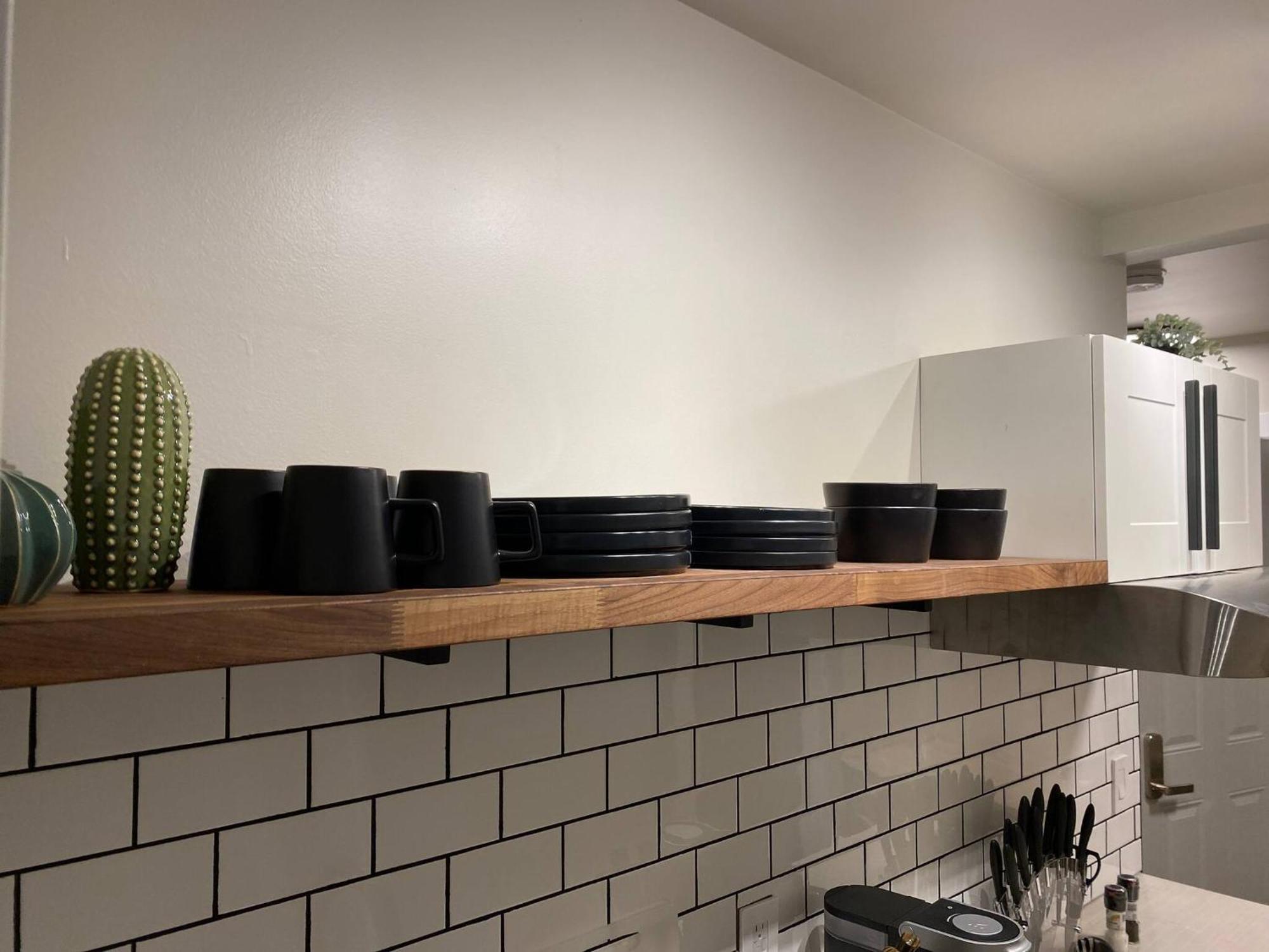 2br Near Unveristy And Whyte Ave Edmonton