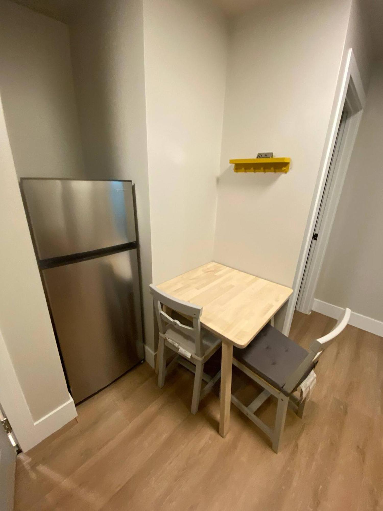 Apartment 2br Near Unveristy And Whyte Ave