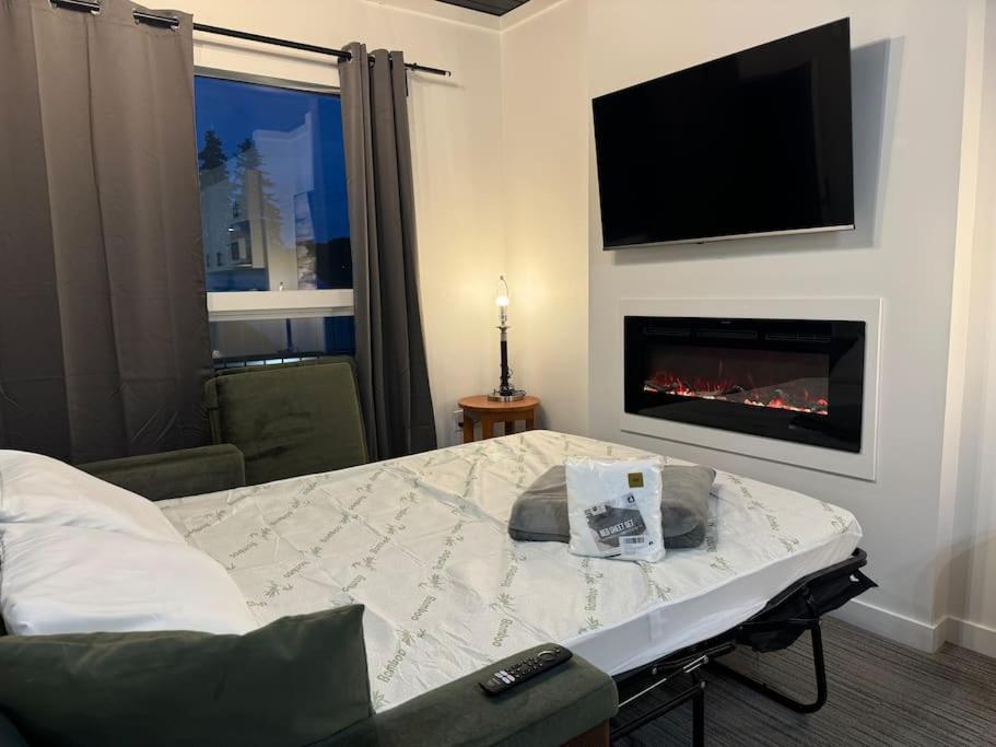 1 Bd With Kitchenette - 14 * Edmonton