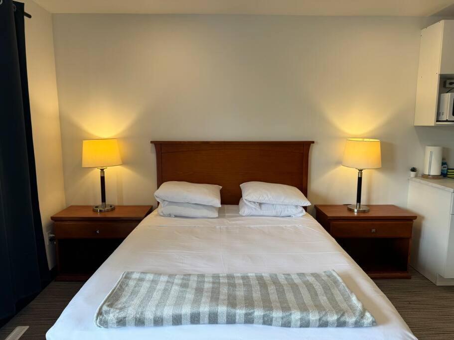Cozy With Kitchenette - 6