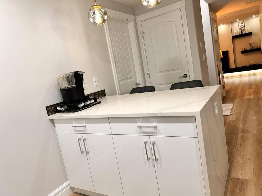 Holiday home Modern Luxurious With Separate Side-entry *