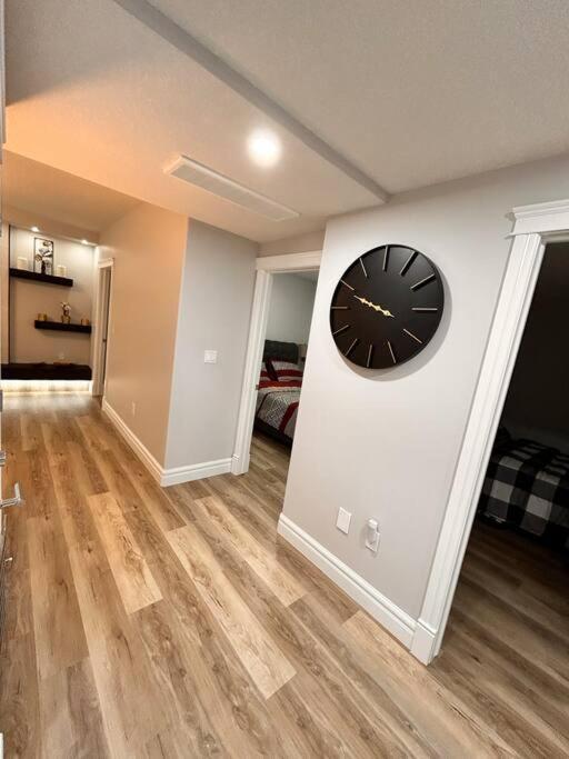 Modern Luxurious With Separate Side-entry Holiday home Edmonton