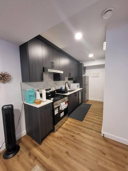 Holiday home Pebbles' Cozy 2bed Basement - Near Downtown