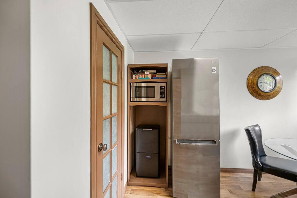 Yeg Chic Luxury Apartment *