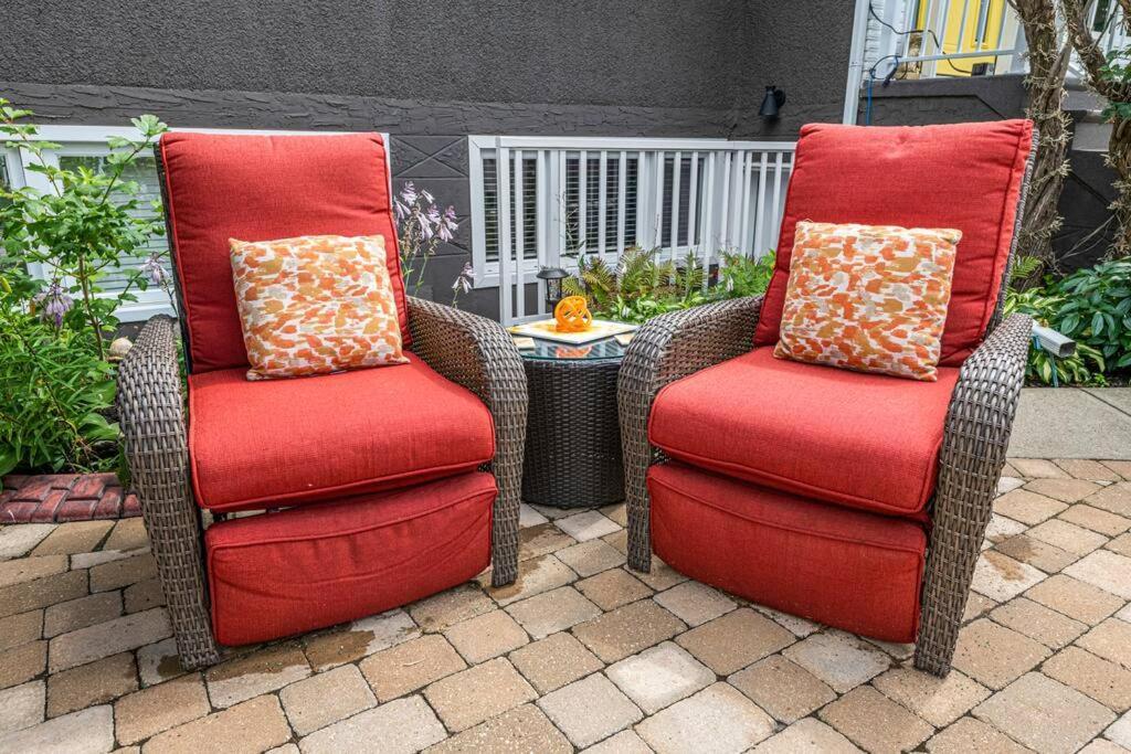 Apartment Yeg Chic Luxury Edmonton