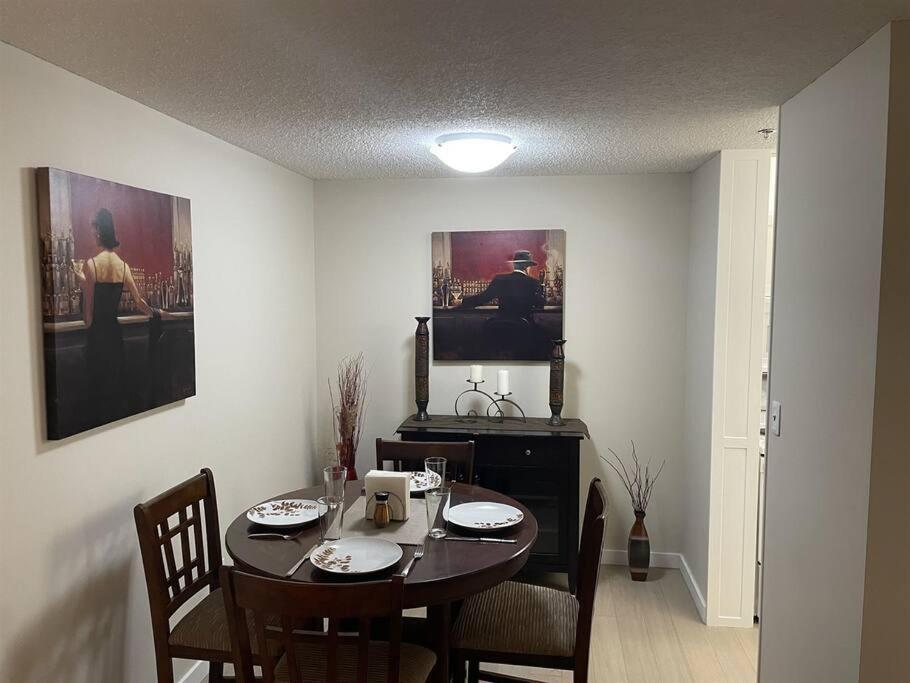 Apartment Chris Cozy Commonwealth #107 Edmonton