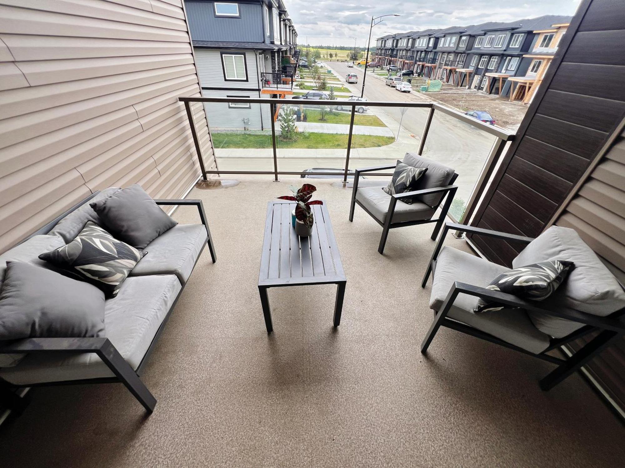 Holiday home Three King Beds,central A/c,fireplace,park,disney+ *