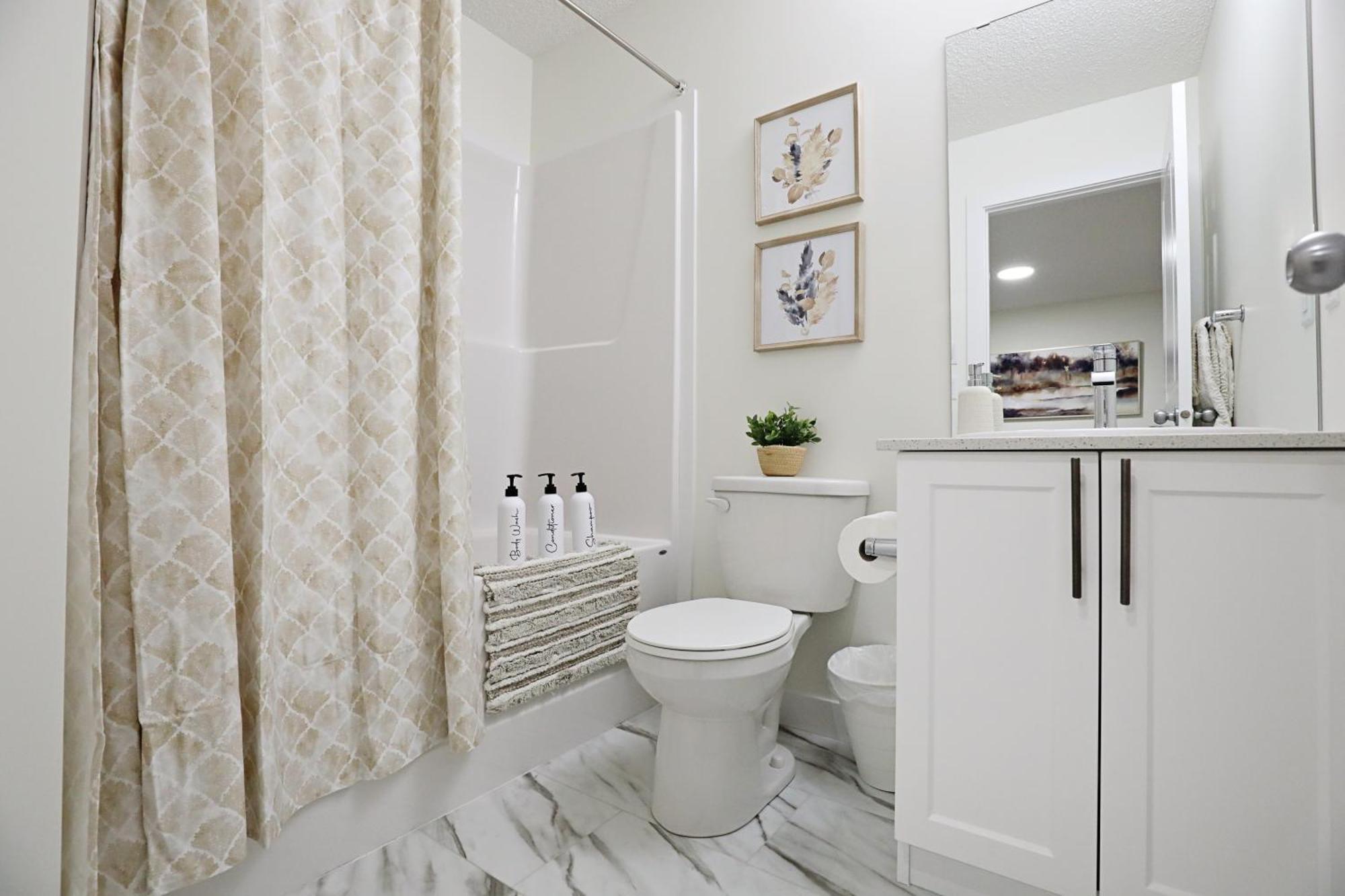 Holiday home Escape In Style, Golf,king Beds,disney+,near Wem *