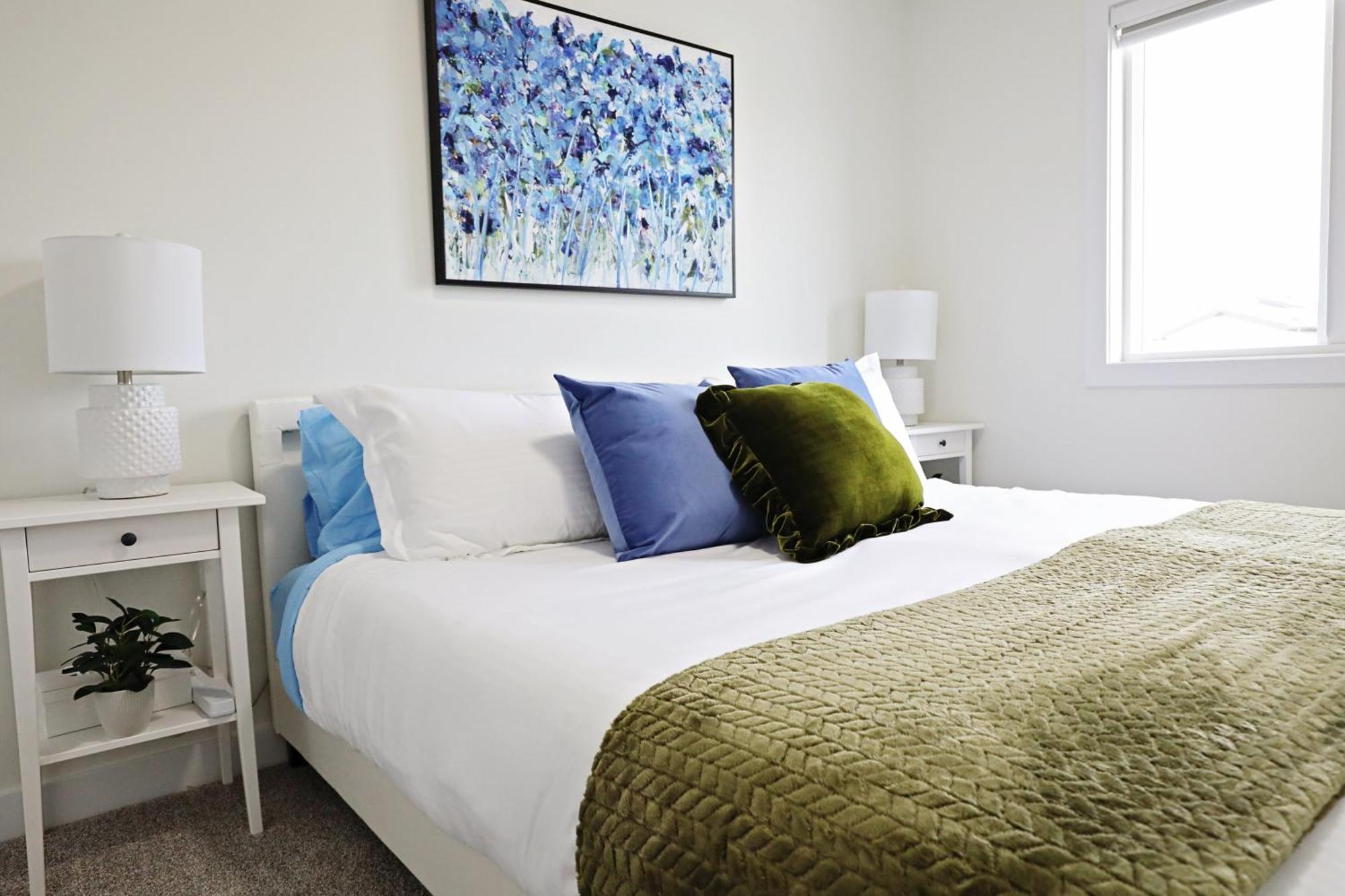 Escape In Style, Golf,king Beds,disney+,near Wem Edmonton