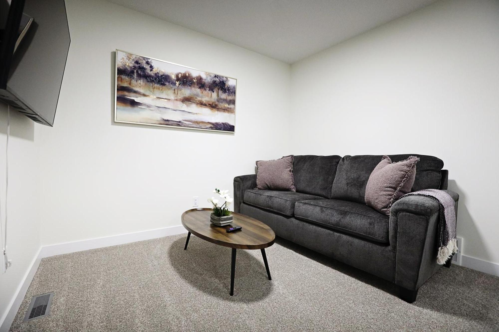Escape In Style, Golf,king Beds,disney+,near Wem