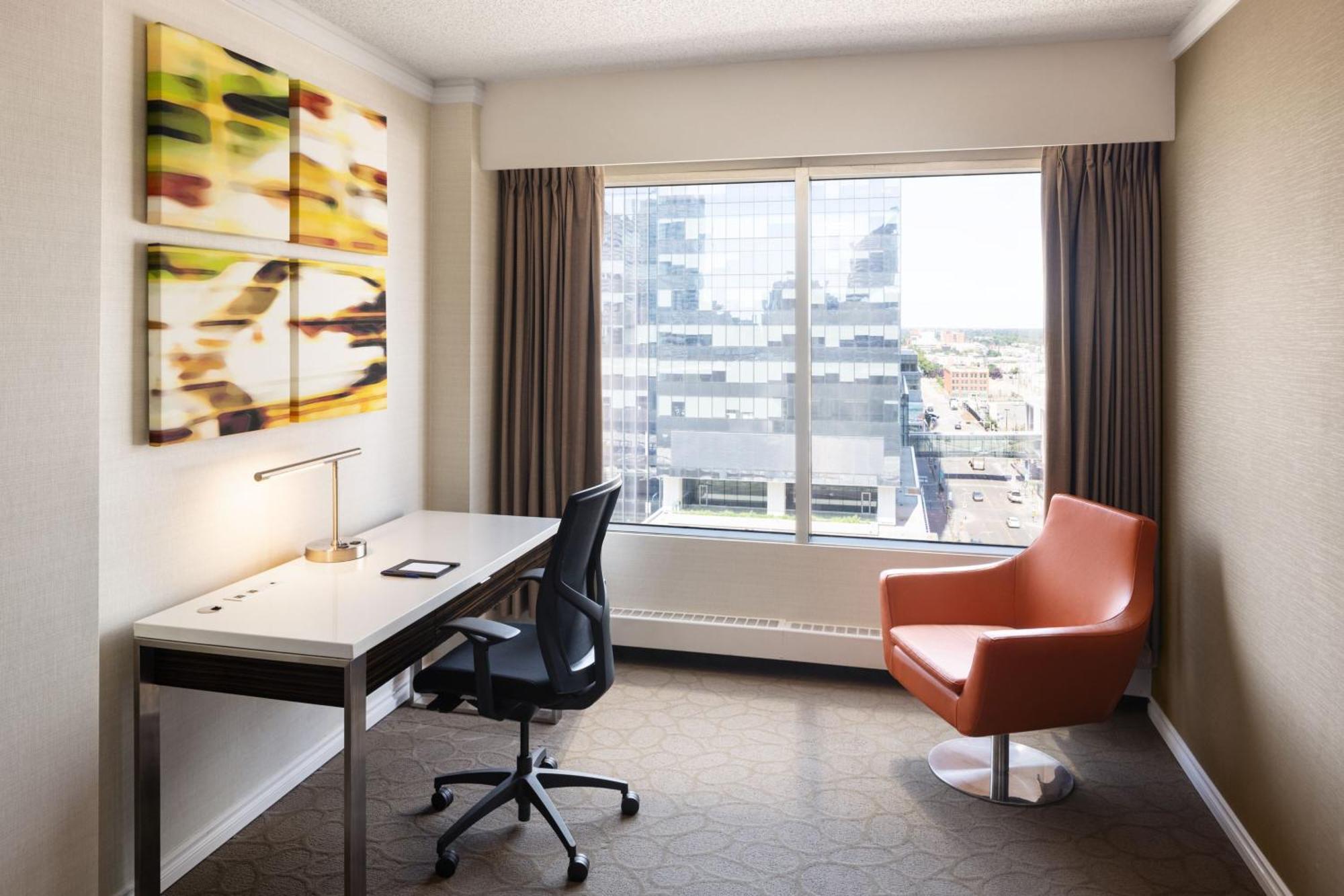Delta By Marriott Centre Hotel