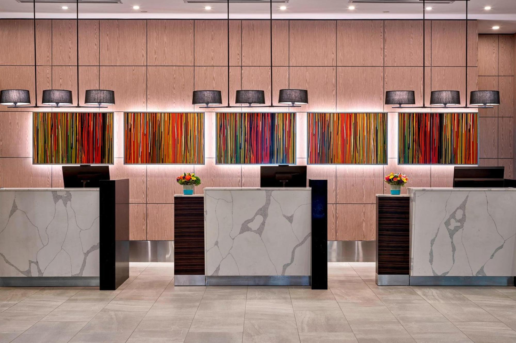 Hotel Delta By Marriott Centre