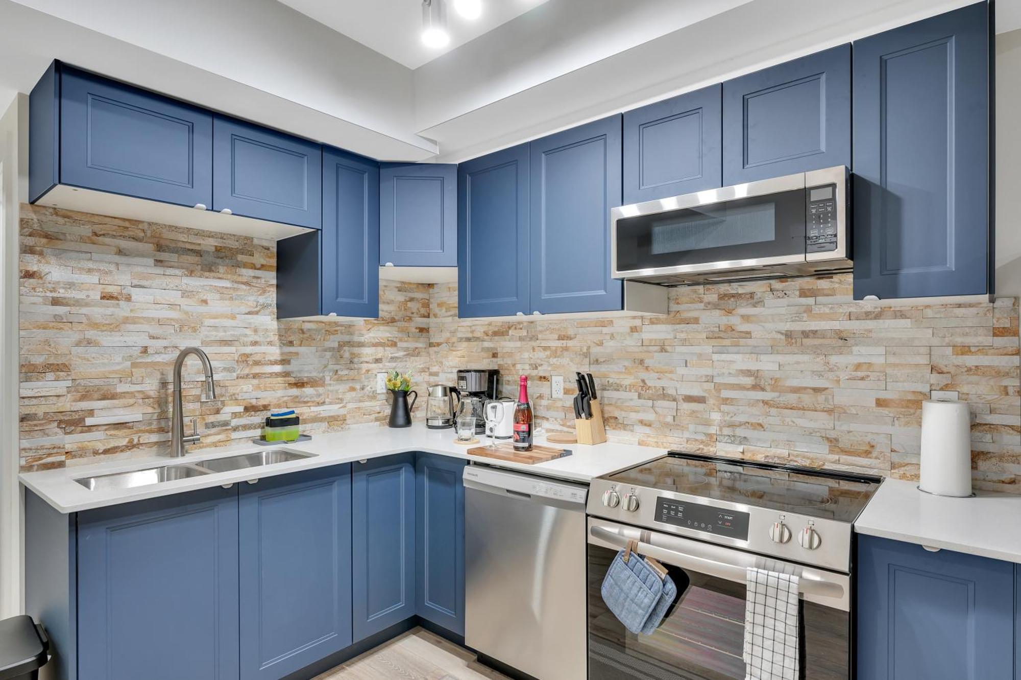 Gorgeous 2br In Southwest Close To Yeg Airport & West Edm Mall Edmonton