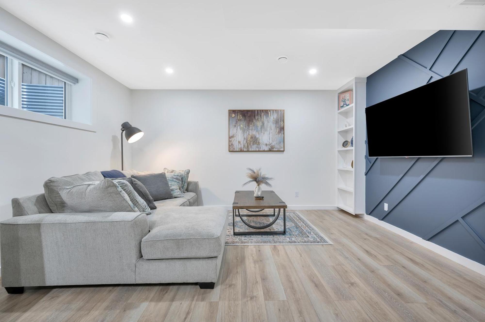 Gorgeous 2br In Southwest Close To Yeg Airport & West Edm Mall