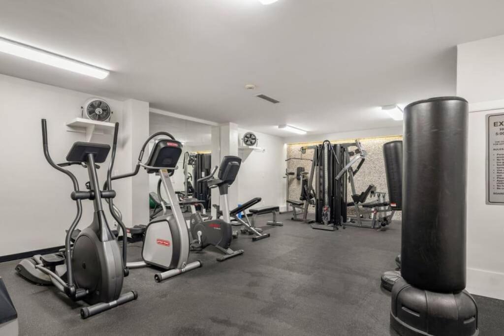 Apartment Downtown Near Rogers Place With Covered Parking, Sleeps 6, Pool Table, Sauna, Gym, Two Bedrooms & *