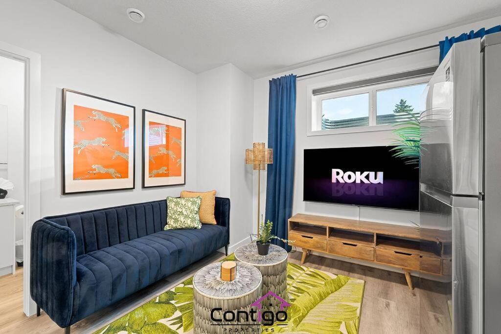 The Den, Centrally Located Suite, King Bed, Wifi! Edmonton