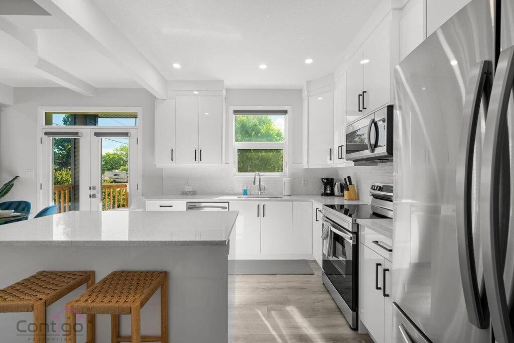 Urban Jungle Getaway, Aircon, 10min To Dt & Wem! * Edmonton